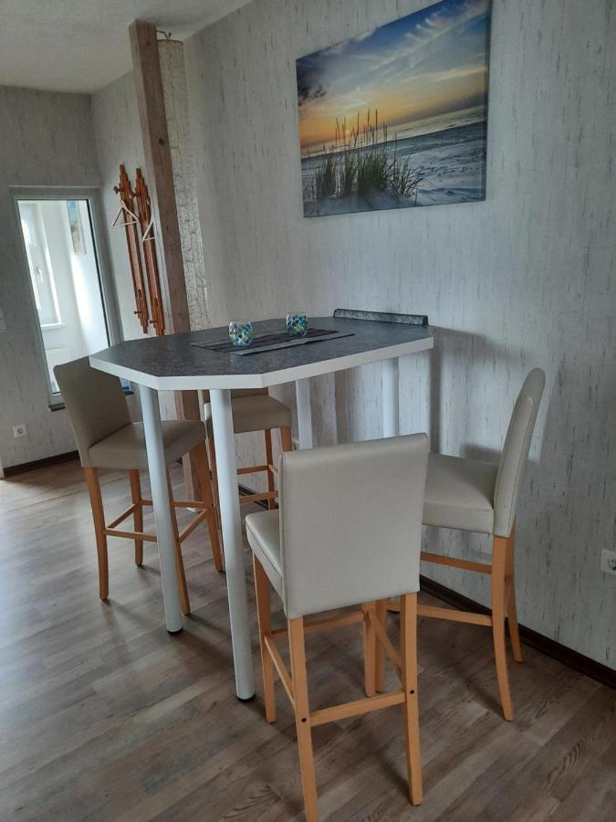 Ferienhaus In Hafennahe Lägenhet Sassnitz Exteriör bild