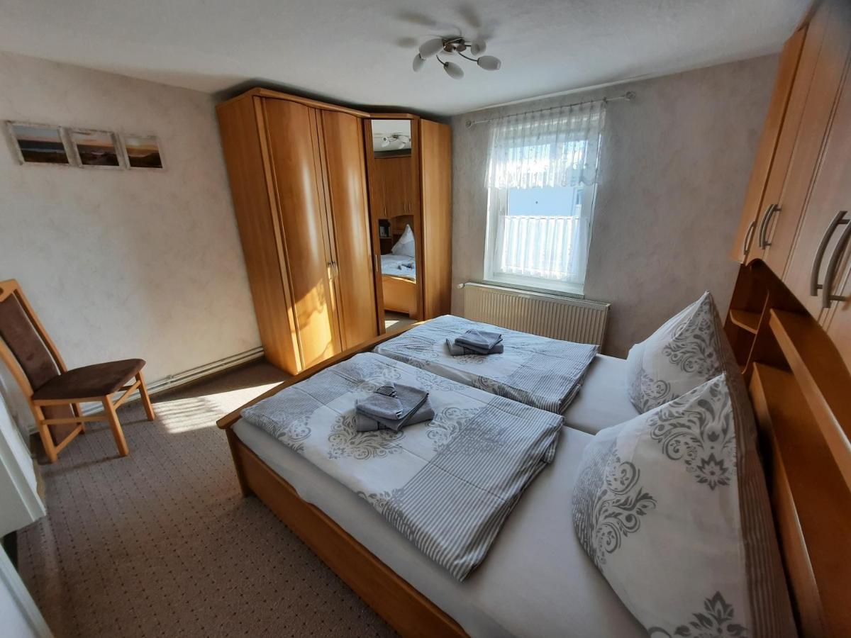 Ferienhaus In Hafennahe Lägenhet Sassnitz Exteriör bild