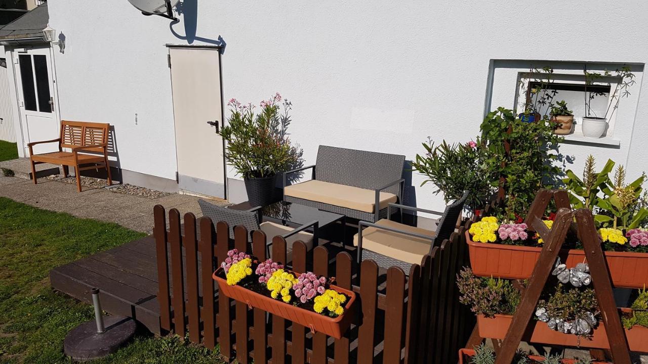 Ferienhaus In Hafennahe Lägenhet Sassnitz Exteriör bild